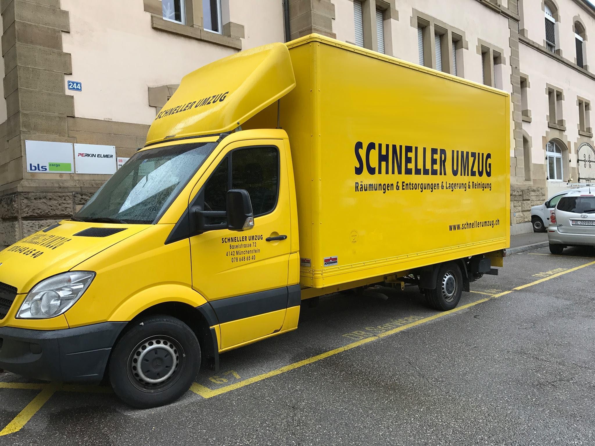 Schnellerumzug-Moebelwagen-Transport-1.jpg